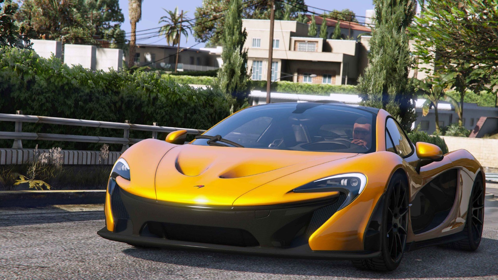 2014 McLaren P1