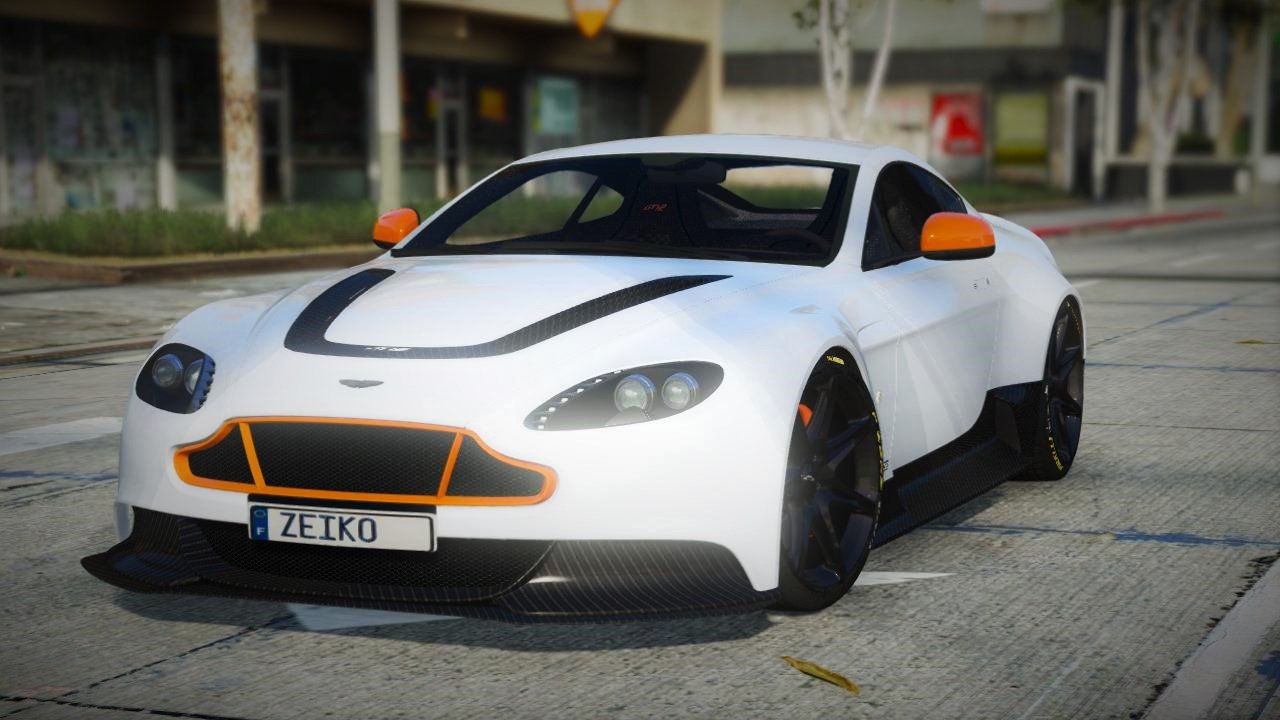 2015 Aston Martin GT12