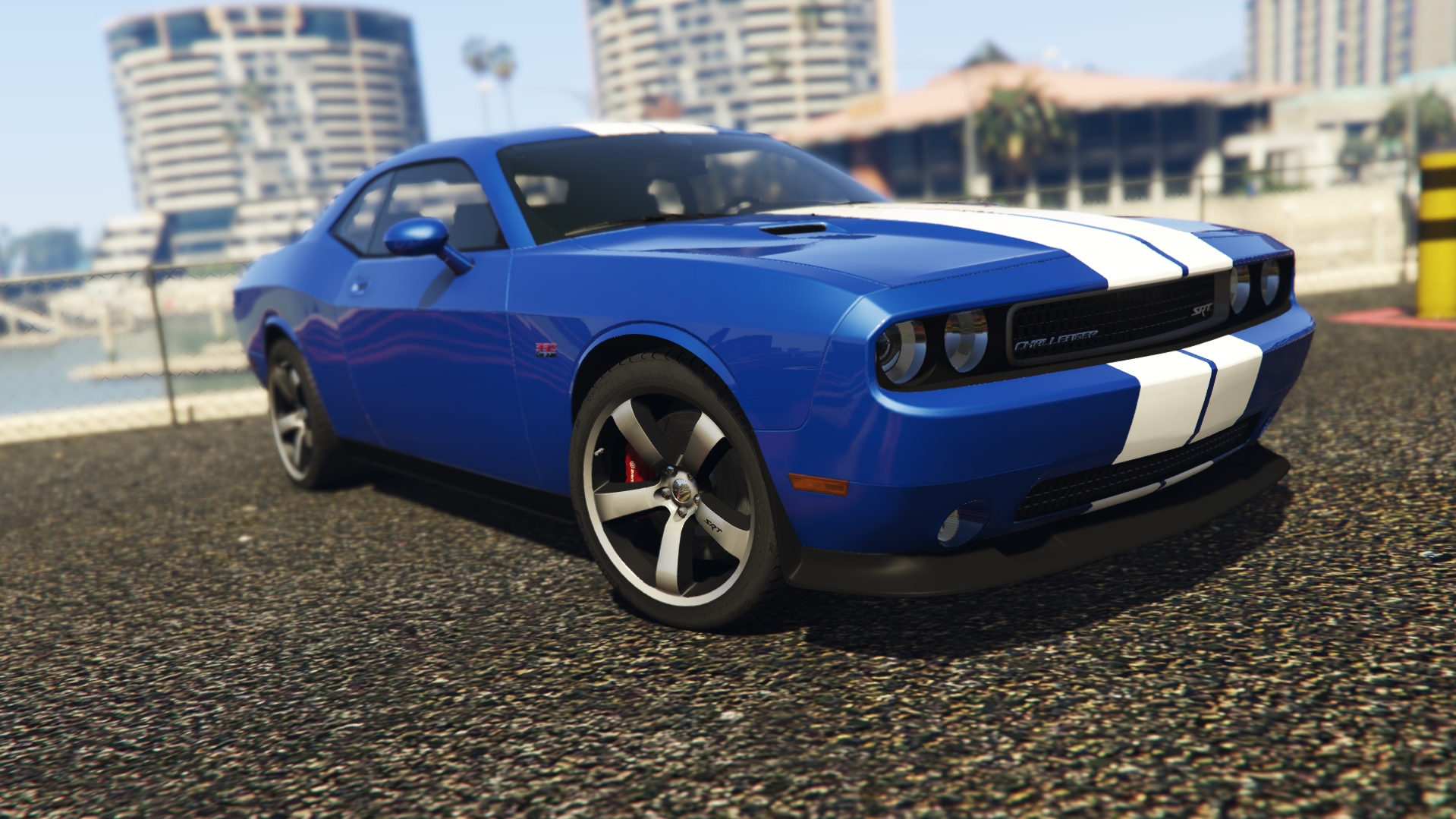 Dodge Challenger SRT8 392